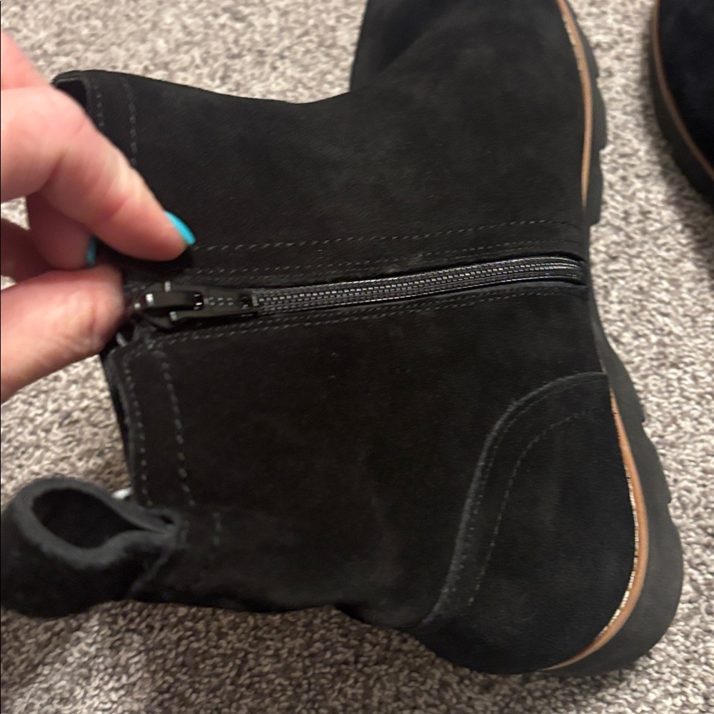 Vionic Brighton Suede Pull On Style Boot - Picture 10 of 12